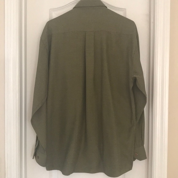 💚Button Down Shirt💚 - Picture 6 of 9